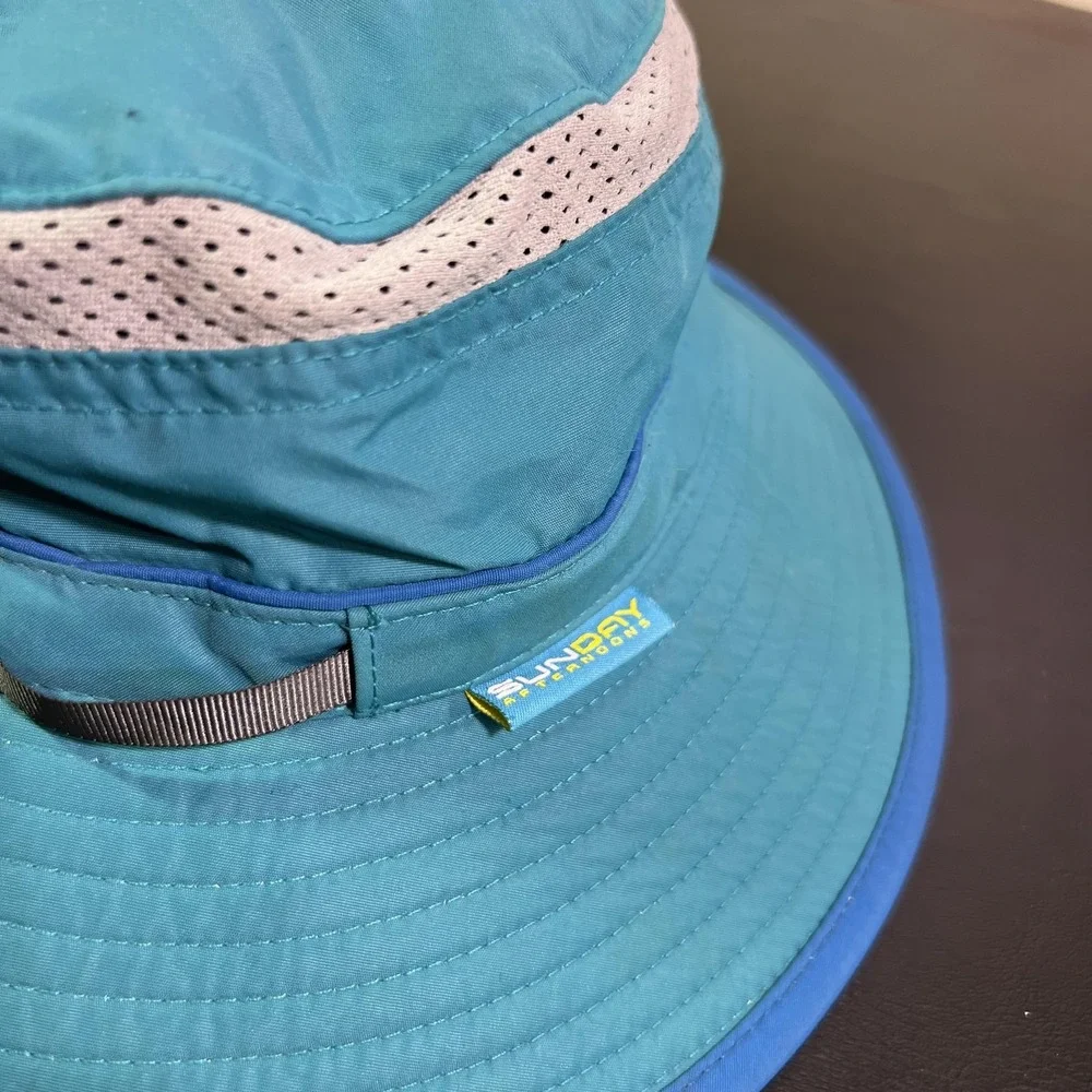 Sunday Afternoons Boys Sun Hat M Blue Wide Brim Mesh Chin Strap Adjustable Kids